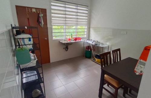 Banting House | MySARA Homestay - KLIA