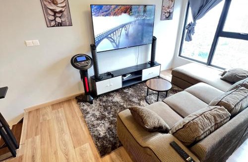 Taman Midah Apartment | N3 KARAOKE 65inc BIG TV&SOFA Arte Cheras Duplex 9 person person