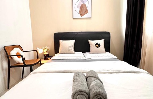 Pusat Komersil Lee Ling Apartment | N9-02 MetroCity Square Condominium-3R2B-9 Pax