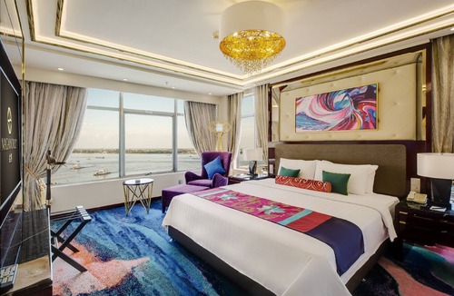 Chamkar Mon Resort | NagaWorld Hotel & Entertainment Complex