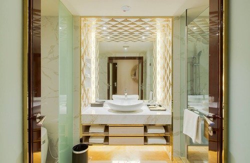 Chamkar Mon Resort | NagaWorld Hotel & Entertainment Complex
