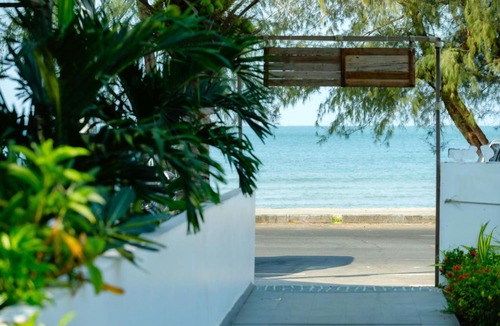 Mittakpheap Resort | Naiya Sea Resort