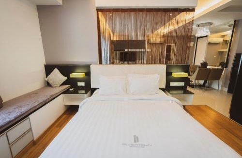 Chamkar Mon Hotel | Naki Suites @ Silvertown