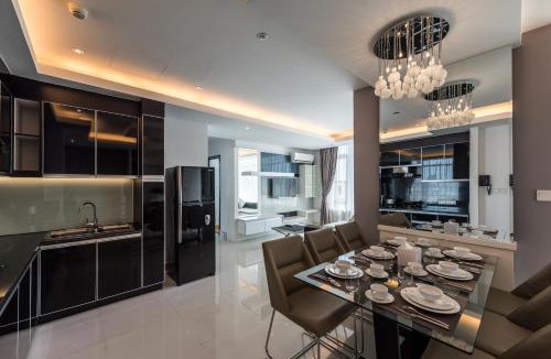 Chamkar Mon Hotel | Naki Suites @ Silvertown