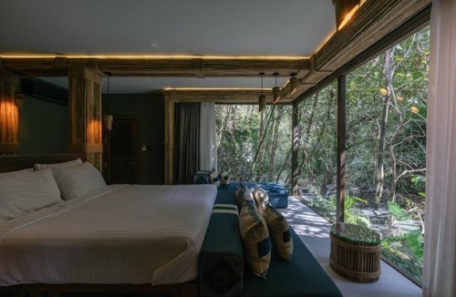 Vientiane Prefecture Resort | Nam Pien Yorla Pa