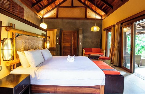 Oudomxay Resort | Namkat Yorla Pa Resort