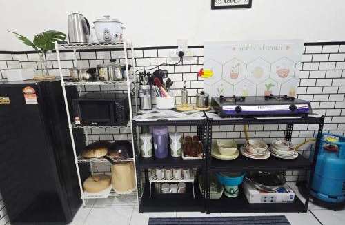 Gua House | Naryan Homestay Teluk Batik