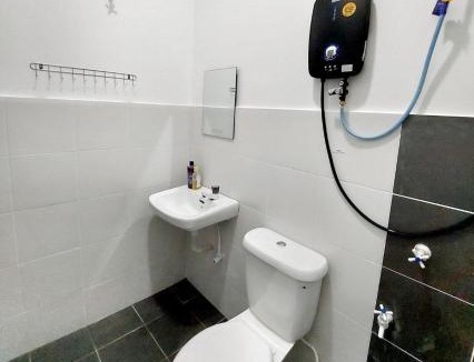Gua House | Naryan Homestay Teluk Batik