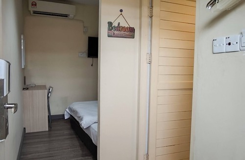 Tabuan Jaya Hotel | Natol Homestay - LA Tabuan Jaya