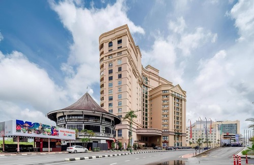 Kampung Surabaya Apartment | Natol Homestay-Riverbank Suites High Rise City Centre