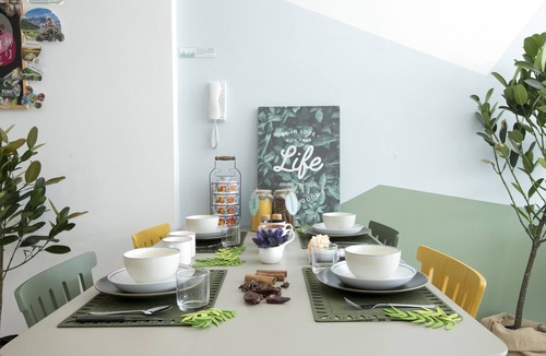 Kampung Sembulan Baru Apartment | Nature Inspired Designer Family Pad B38