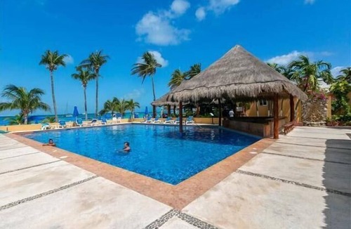 Centro - Supmza 001 Condo | Nautibeach Condo 22 – 2 Bedroom, Family-Friendly Vacation on the Beachfront Third-Floor