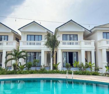 Dong Hoi Resort | Nava Hotel & Resort