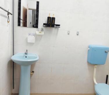Hutan Kampung House | NAZIM HOMESTAY Jalan Langgar