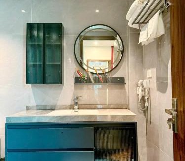 Thuy Khue Hotel | NBZ Homestay