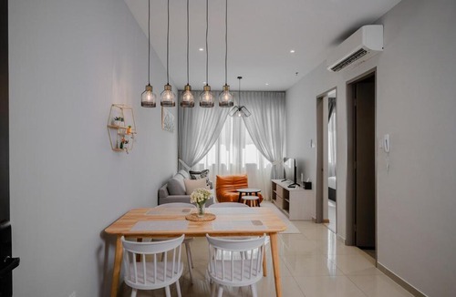 Kampung Sungai Nibong Apartment | near queensbay mall & pantai hospital 1bedroom 2pax