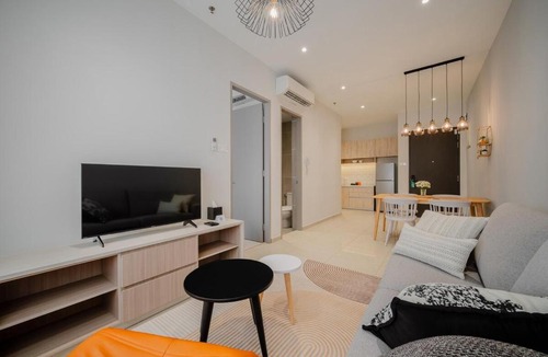 Kampung Sungai Nibong Apartment | near queensbay mall & pantai hospital 1bedroom 2pax