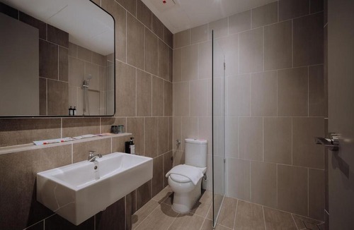 Kampung Sungai Nibong Apartment | near queensbay mall & pantai hospital 1bedroom 2pax