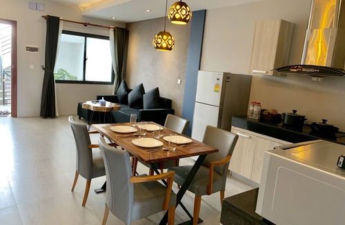 Daun Penh Apartment | Near Royal Palace-GardenView Apt W Rooftop & Jacuzzi