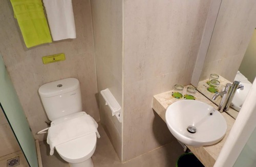 Nyuh Kuning Hotel | Nearby Monkey forest