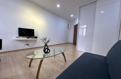 Seri Tanjung Pinang Apartment | Netflix Studio Seaview 118Island Plaza