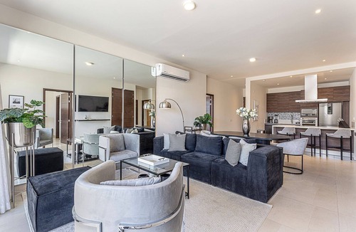 El Tezal Apartment | New 3 Bedroom Luxury Condo.