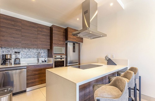 El Tezal Apartment | New 3 Bedroom Luxury Condo.