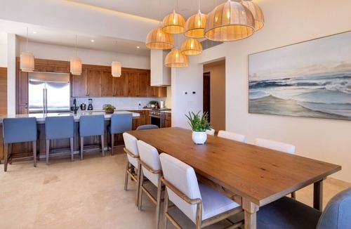 Los Cangrejos II y III Villa | New 4BR Ocean View Villa with Airport Transport
