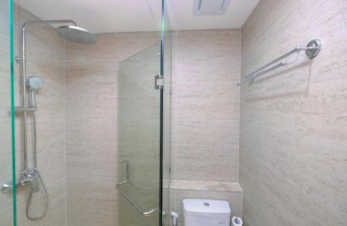 Pantai Indah Kapuk Apartment | New Furnished 1BR Apartment at Gold Coast near PIK By Travelio