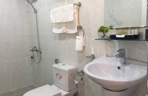 Bai Chay Apartment | New life Condotel Deluxe