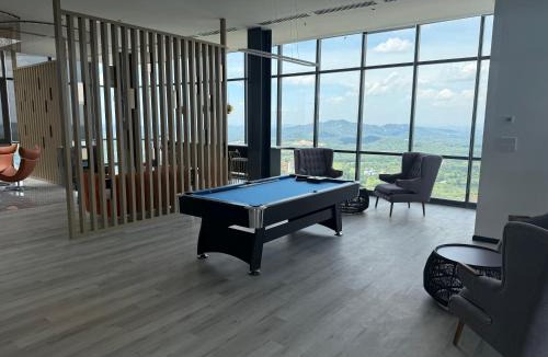 Nilai Apartment | New Mesahill premier residence with rooftop sky walk and sky lounge mountain view