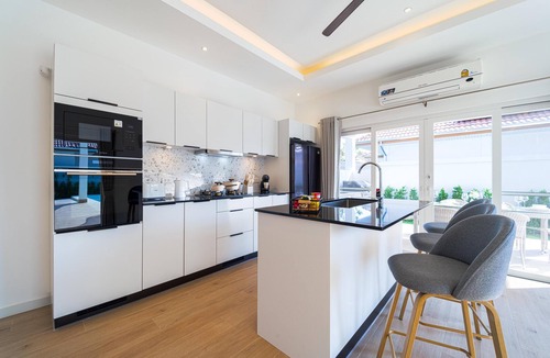 Hua Hin Villa | New Modern 3 Bedroom Pool Villa MB3