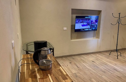 Centro Apartment | New Private Suite with Garage and Own Main Entrance.
