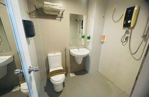 Central District Hotel | Newland Hotel by Ardens - Taman Pelangi, Johor Bahru