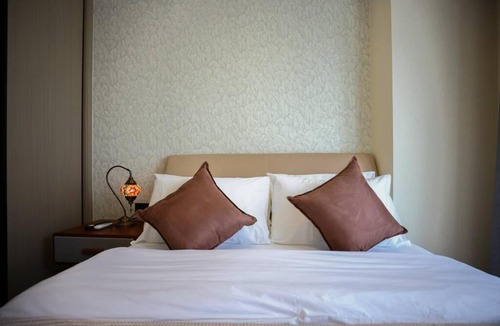 Chiang Mai Apartment | Newly Luxury Resort Style Condo