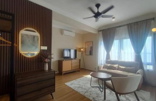 Kuala Teriang Apartment | Newly Renovated Studio w Seaview Balcony