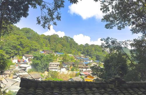 Dong Van House | Nhà Cổ Lao Xa Homestay Hmong & Bungalow hot air-conditioning