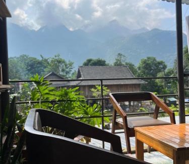 Chieng Chau House | NHÀ CỦA CHI - HOMESTAY FOOD & COFFEE