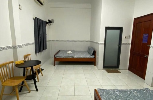 Trang Bom Hotel | Nhà Nghỉ 36