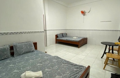 Trang Bom Hotel | Nhà Nghỉ 36