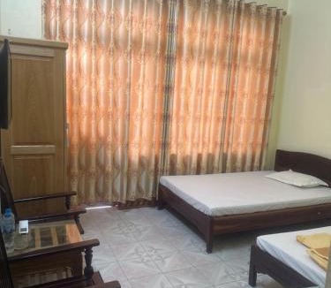 Bai Chay Hotel | Nhà nghỉ Dung Hoà