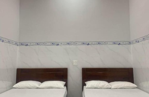 Ba To Hotel | Nhà nghỉ Hoàng Gia