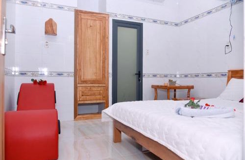 La Gi House | Nhà Nghỉ Hoa Mười Giờ