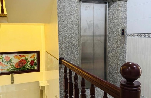 Nui Sam Hotel | Nhà Nghỉ Kim Chi - Trung tâm Miếu Bà Núi Sam