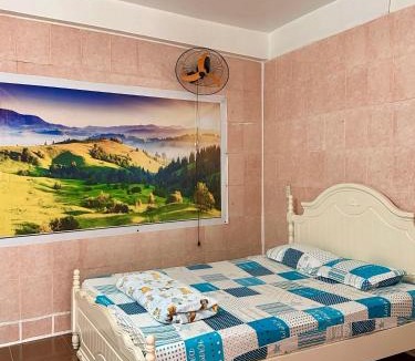 Long Thanh House | Nhà Nghỉ Quỳnh Hương - Quynh Huong Hostel