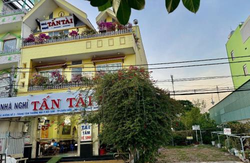 Chau Doc Bed & Breakfast | Nhà Nghỉ Tấn Tài - Gần Miếu Bà Chúa Xứ Núi Sam