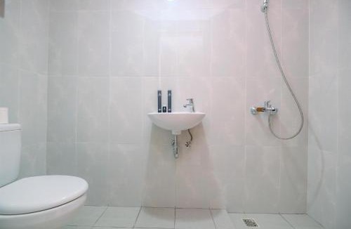 Pondokcina Apartment | Nice 2BR at 26th Floor Evenciio Margonda Apartment By Travelio