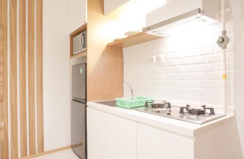 Mampang Prapatan Apartment | Nice and Comfort 1BR at 25th Floor Samara Suites Apartment By Travelio