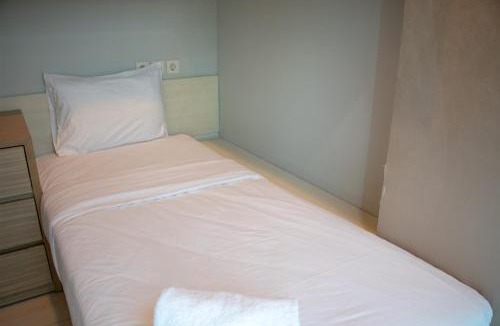 Menteng Apartment | Nice and Homey 2BR Apartment at Capitol Park Residence By Travelio