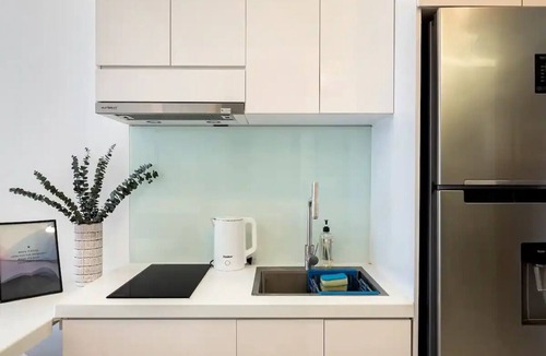 Bach Dang Riverside House | Nice Studio Free Pool & Gym @ Rivergate D4